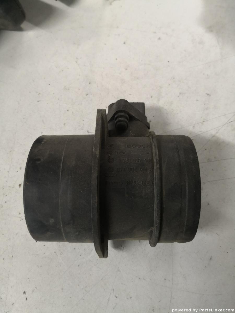 Debitmetru VOLKSWAGEN GOLF V (1K1) [ 2003 - 2009 ] TDI (BMN) 125KW|170HP OEM 0281002461