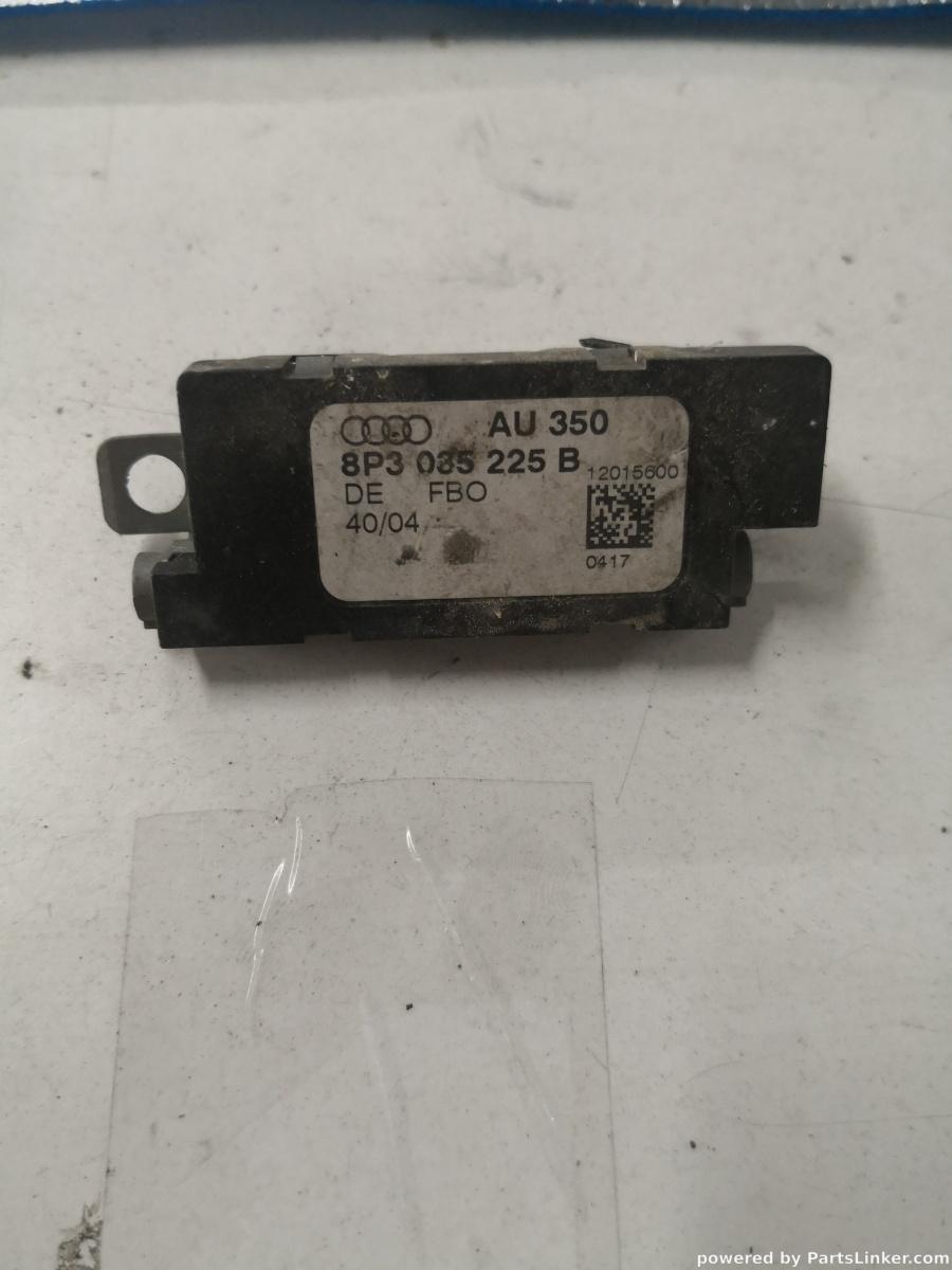 Amplificator antena AUDI A3 II (8P1) [ 2003 - 2013 ] OEM 8p3035225b