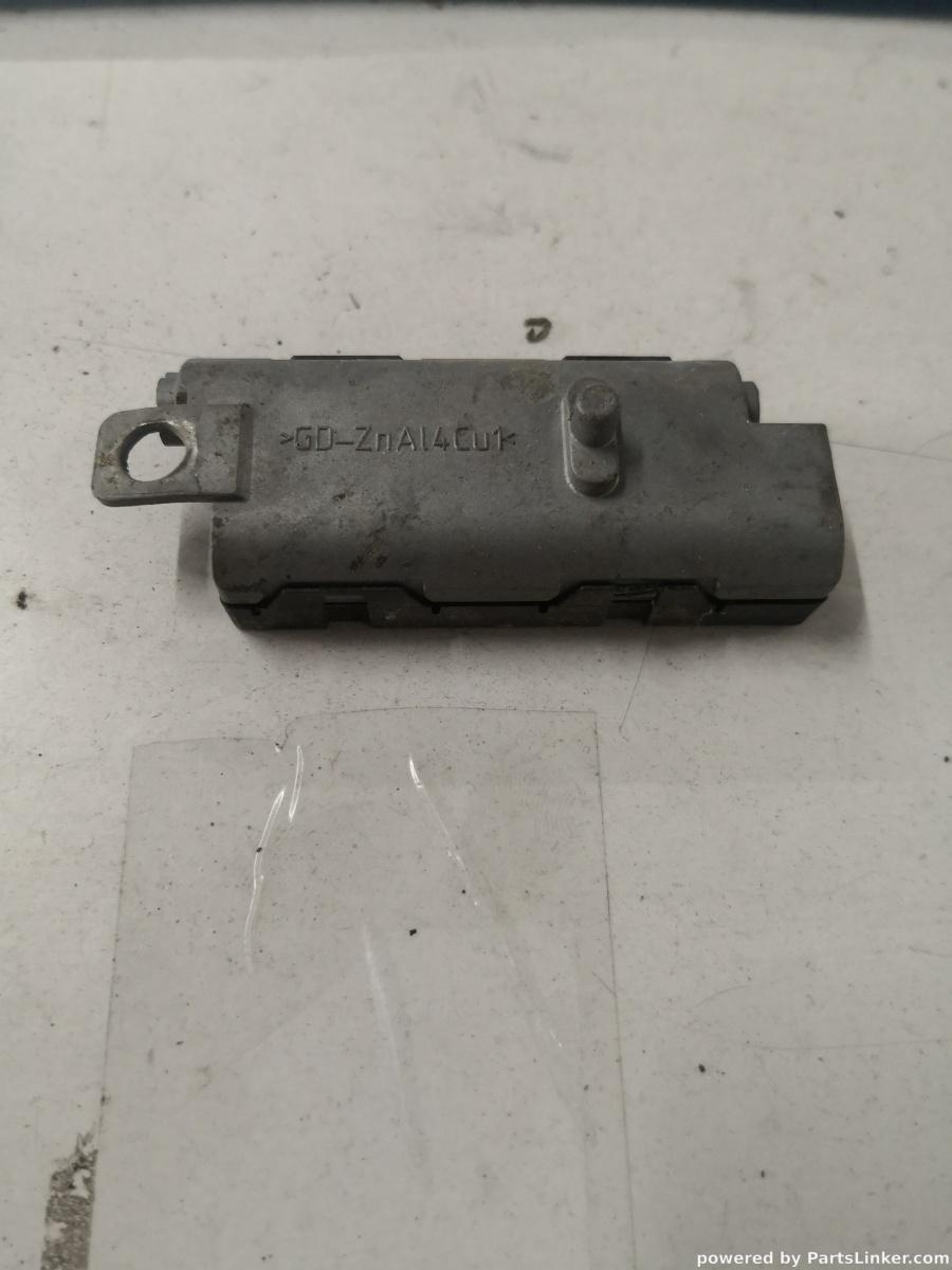 Amplificator antena AUDI A3 II (8P1) [ 2003 - 2013 ] OEM 8p3035225b – foto 2