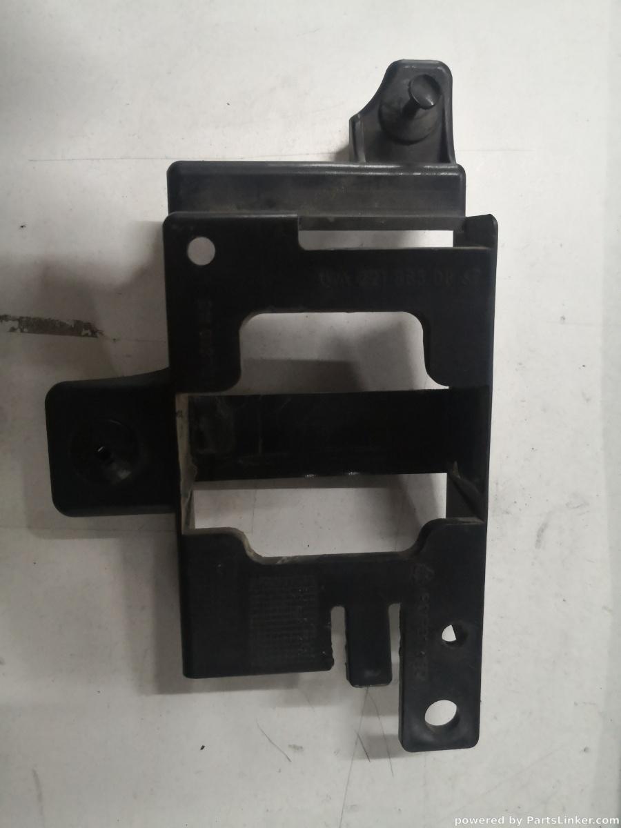 Carcasa senzor radar MERCEDES-BENZ S-CLASS II (W221, C215) [ 2005 - 2013 ] OEM A2218850867