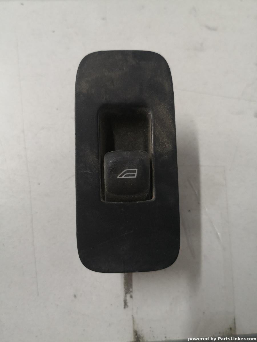 Butoane geamuri electrice dreapta spate VOLVO V40 (525) [ 2013 - 2015 ] OEM 31394840