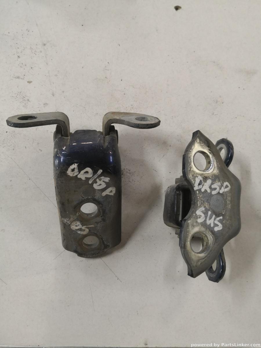Balama stanga spate TOYOTA LAND CRUISER J120 2004>