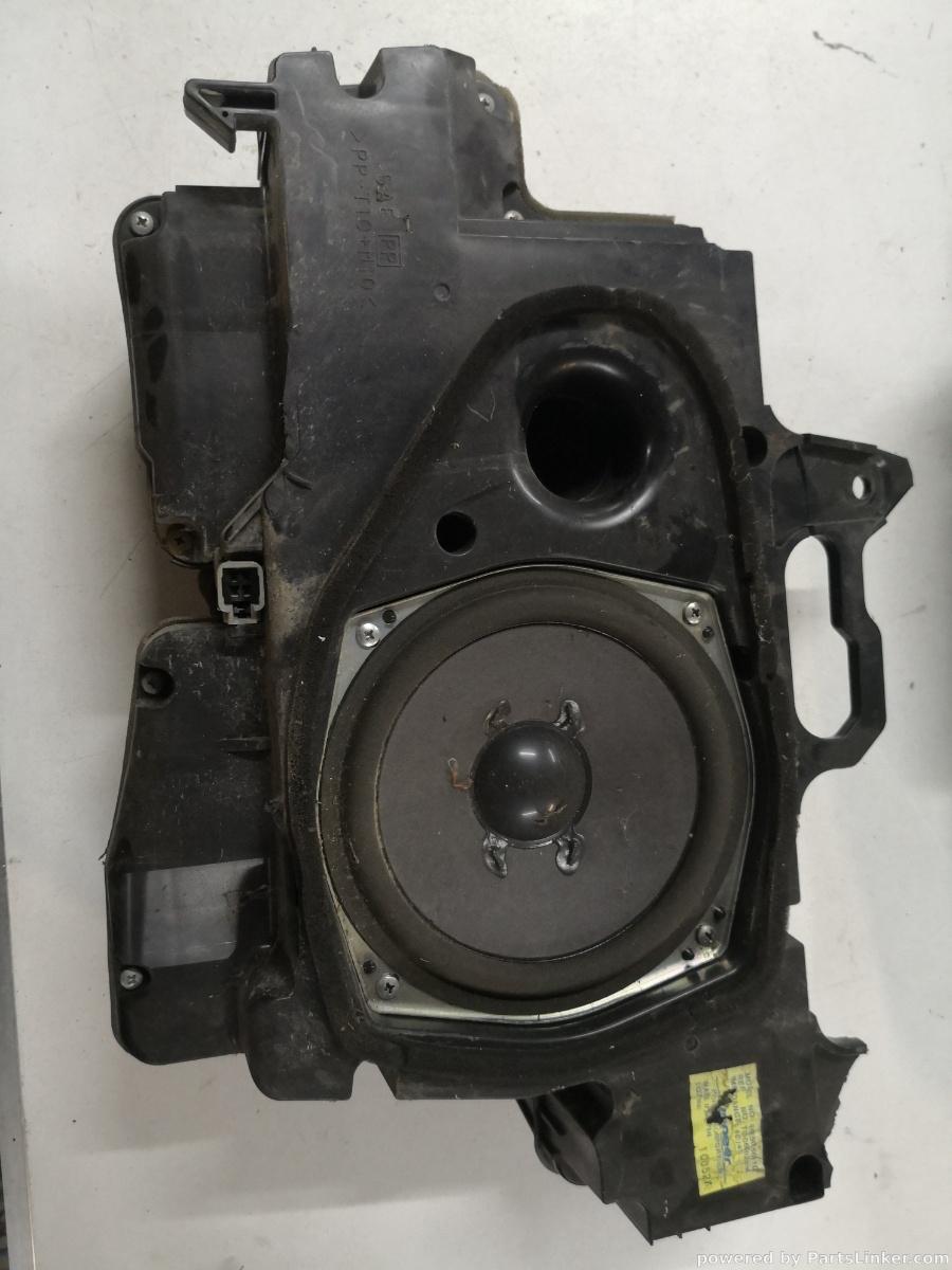 Tun bass TOYOTA LAND CRUISER J120 2004>  OEM 8615060110