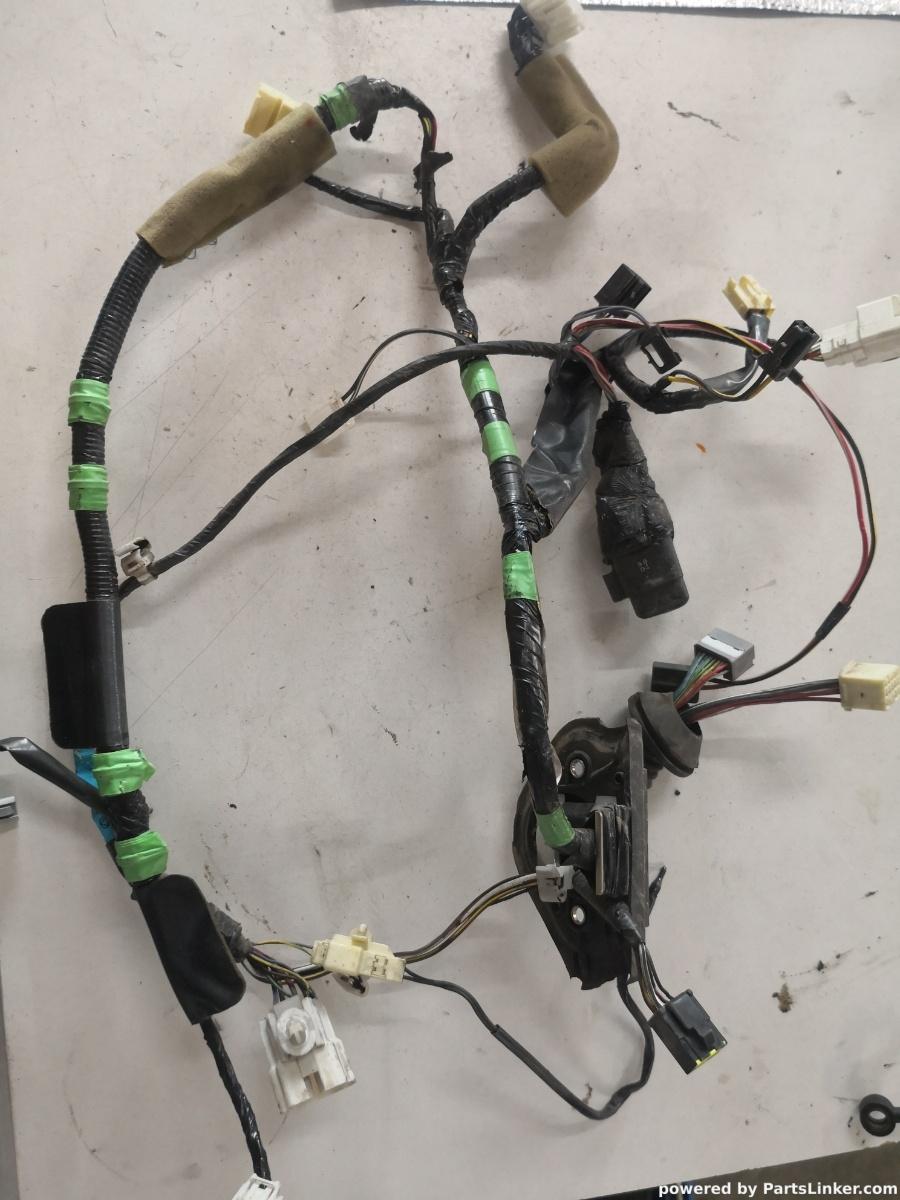 Instalatie electrica usa stanga fata TOYOTA LAND CRUISER J120 2004>  OEM 8215260460j