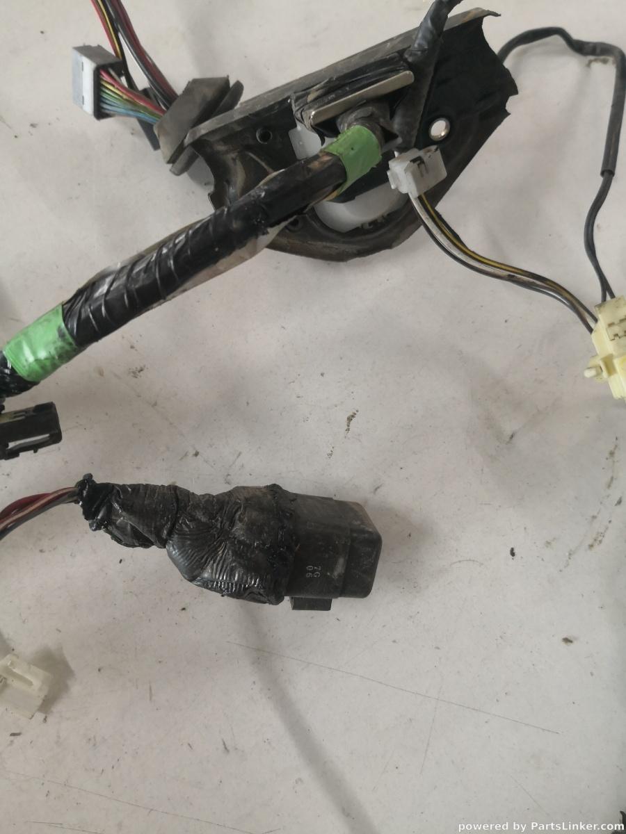 Instalatie electrica usa stanga fata TOYOTA LAND CRUISER J120 2004>  OEM 8215260460j – foto 2