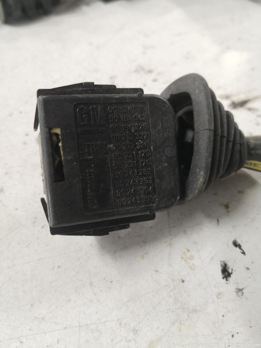 Maneta stergatoare OPEL ZAFIRA A (F75_, T98) [ 1999 - 2005 ] OEM 90124931 – foto 2