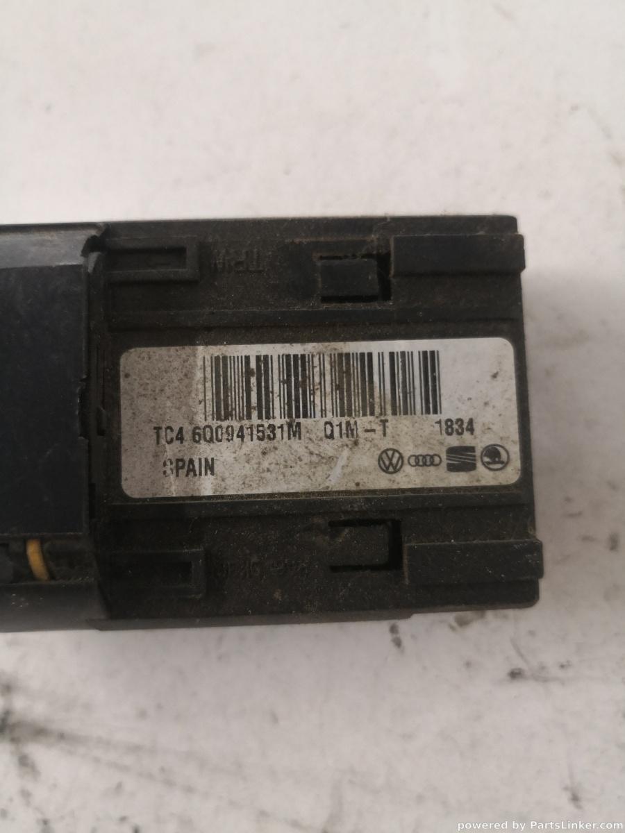 Bloc  lumini VOLKSWAGEN TRANSPORTER 5 (7HA, 7HH, 7EA, 7EH) [ 2003 - > ] OEM 6q0941531m – foto 2