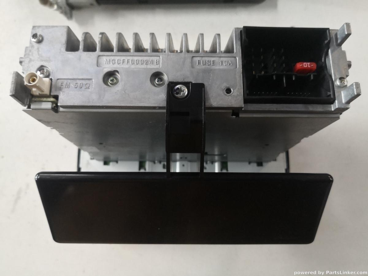 CD player auto VOLKSWAGEN GOLF V (1K1) [ 2003 - 2009 ] Panasonic OEM 1k0035156a – foto 2