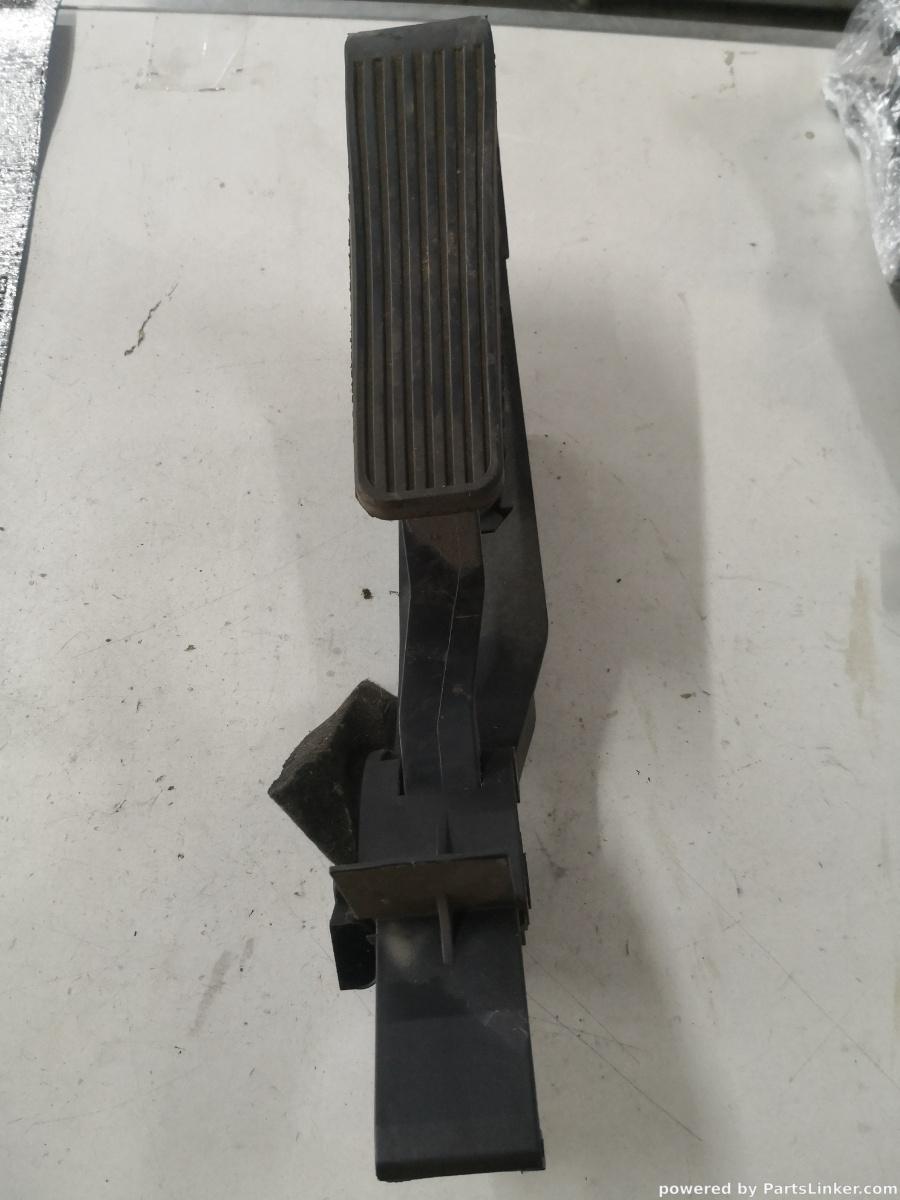 Pedala acceleratie stanga fata MERCEDES-BENZ E-CLASS (W211) [ 2002 - 2009 ] OEM A2113000904 – foto 2