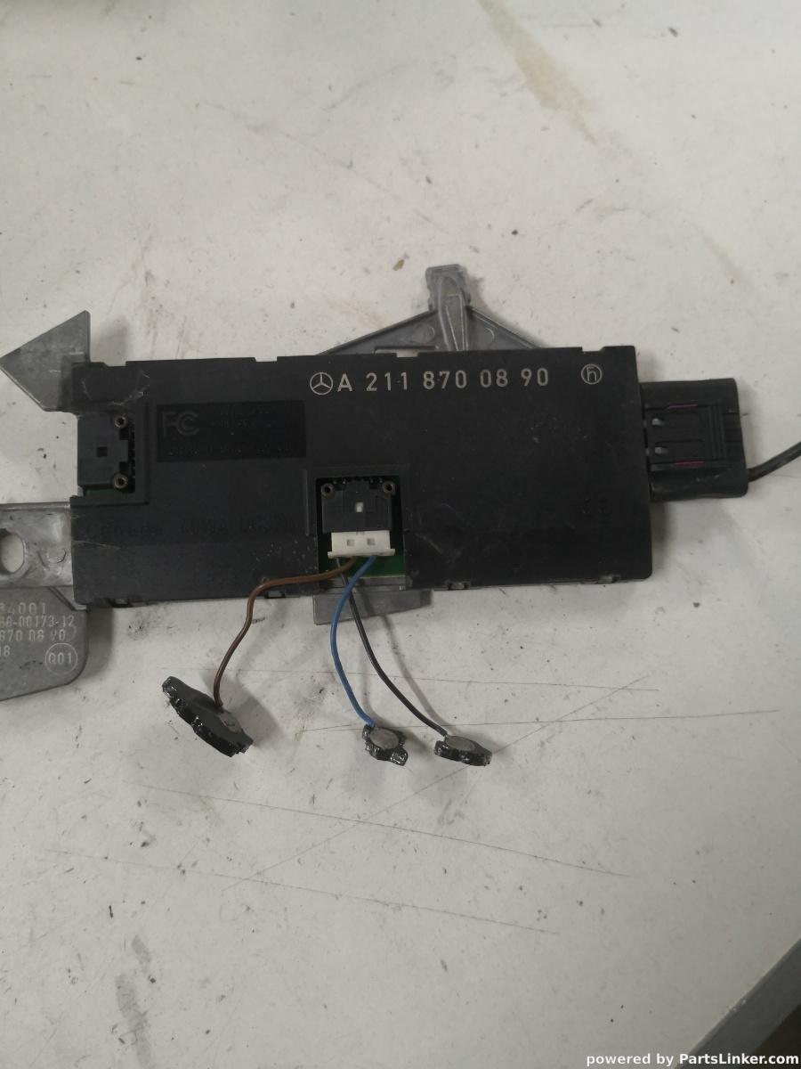 Amplificator antena MERCEDES-BENZ E-CLASS (W211) [ 2002 - 2009 ] OEM A2118700890