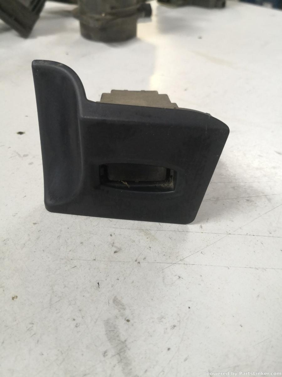 Contact auto BMW 3 V (E90) [ 2004 - 2012 ] OEM 695472001