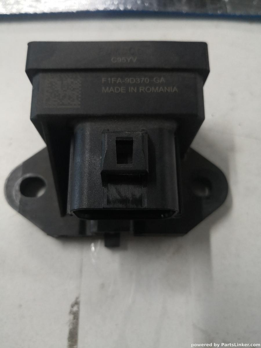 Releu pompa combustibil FORD FOCUS 4 1.0 (HN) [ 2018 - > ] EcoBoost (B7DA) 92KW|125HP OEM F1fa9d370ga
