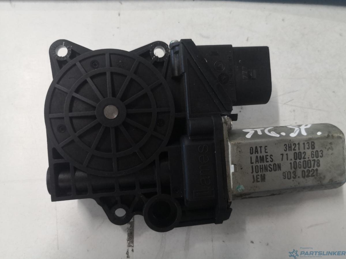 Motoras macara geam stanga spate BMW 1 (E81) [ 2006 - 2012 ] OEM 71002603