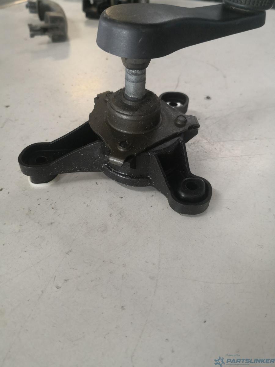 Manivela geam dreapta fata VOLKSWAGEN CADDY (6K9, 9E7, 9E9) [ 2002 - 2009 ] – foto 2
