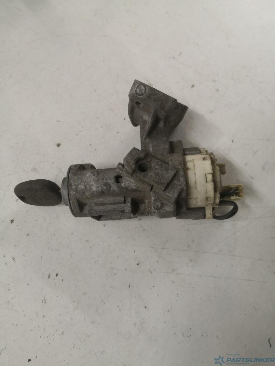 Contact cu cheie TOYOTA COROLLA Verso (_E12_) [ 2001 - 2004 ] OEM 45020336
