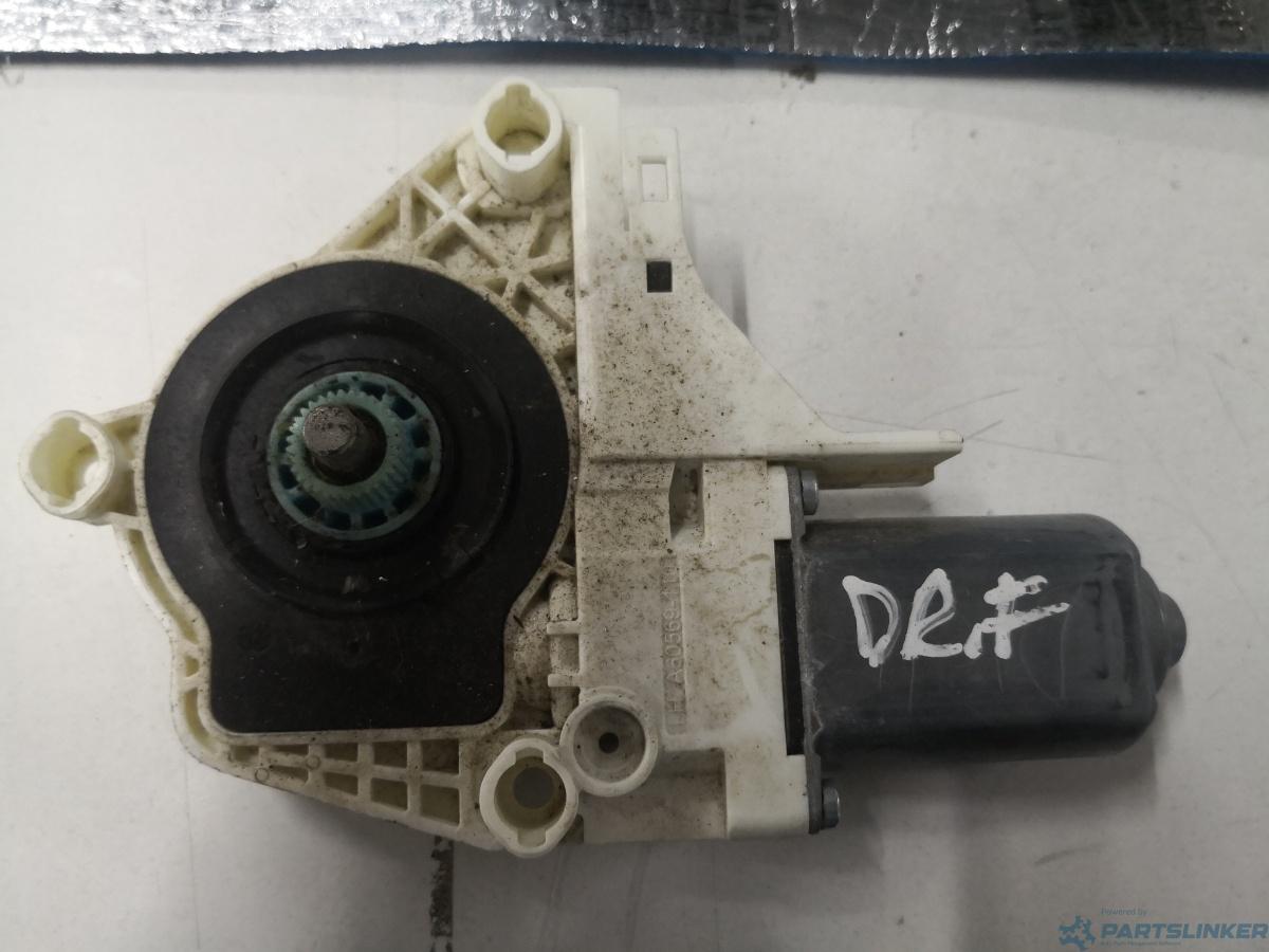 Motoras macara geam dreapta fata AUDI A6 III Avant (4F5, C6) [ 2005 - 2011 ], AUDI A6/S6 IV Saloon (4G2, C7, 4GC) [ 2010 - 2018 ] OEM 8k0959802b