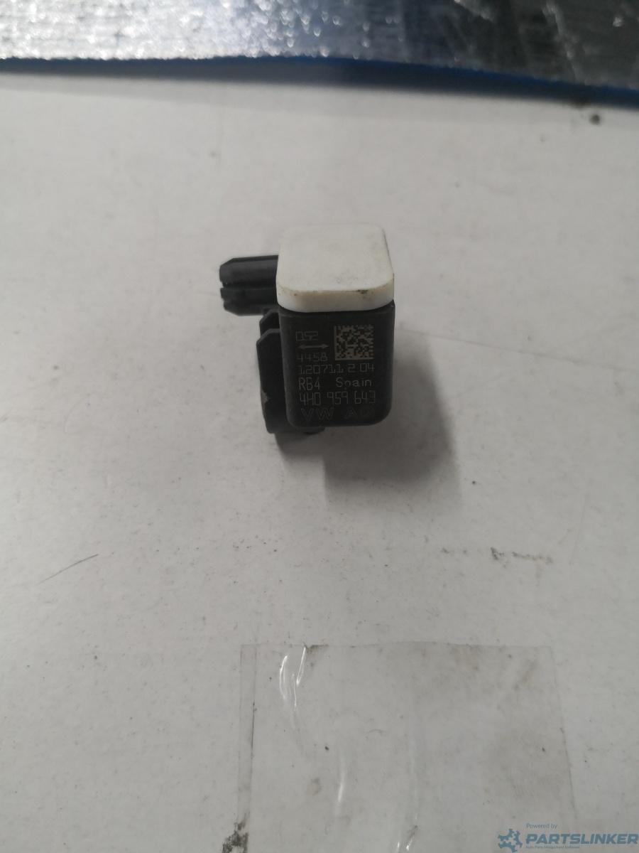 Senzor impact airbag AUDI A6 III Avant (4F5, C6) [ 2005 - 2011 ], AUDI A6/S6 IV Saloon (4G2, C7, 4GC) [ 2010 - 2018 ] OEM 4h0959743