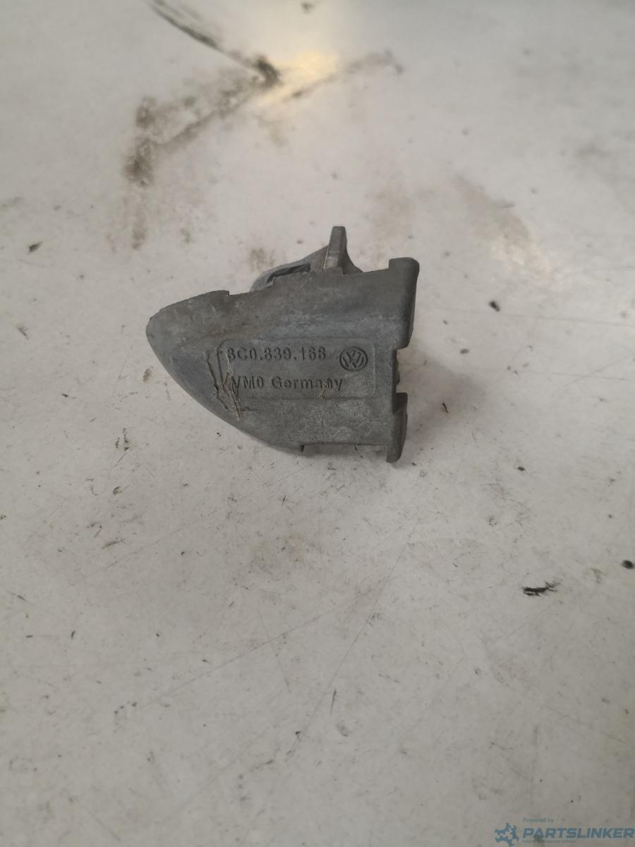 Capac maner  dreapta fata VOLKSWAGEN PASSAT (3C2) [ 2005 - 2010 ] OEM 3c0839168