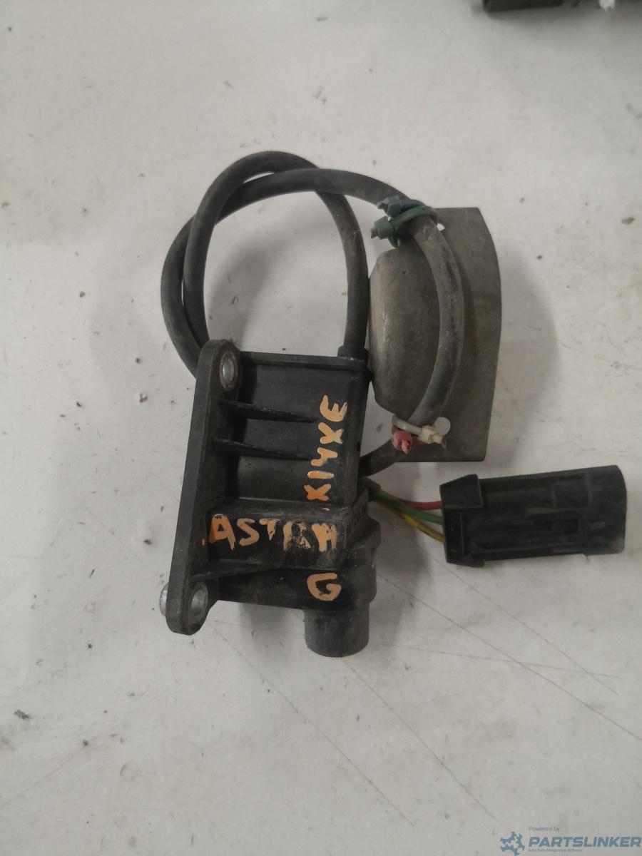 Senzor pozitie ax came OPEL ASTRA G Hatchback (F48_, F08_, T98) [ 1998 - 2009 ] 1.6 (Z 16 XEP) 76KW|103HP OEM 90412795 – foto 2