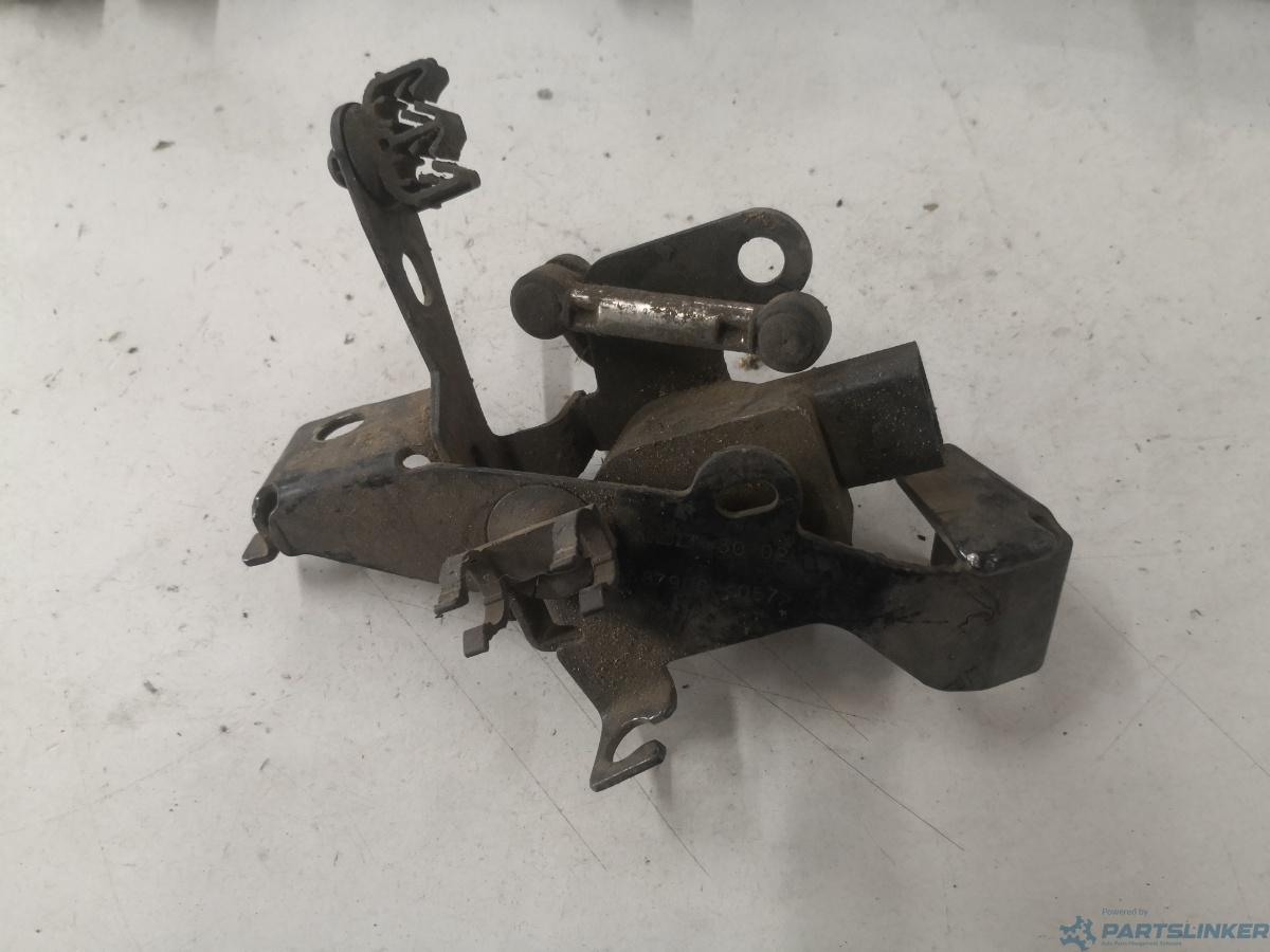 Broasca haion RENAULT MEGANE I (BA0/1_) [ 1995 - 2004 ] OEM 166879c057