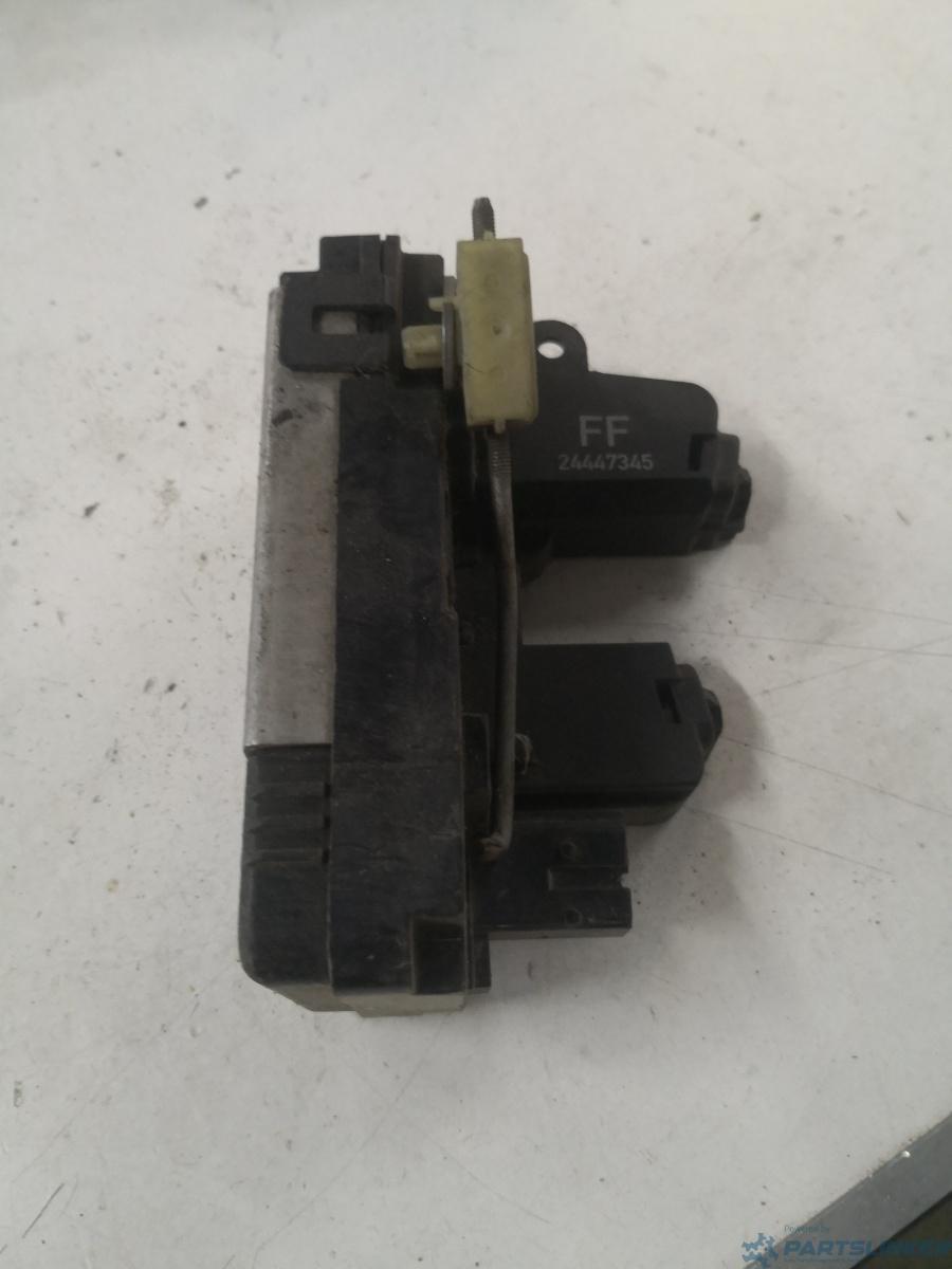 Broasca usa stanga spate OPEL VECTRA C (Z02) [ 2002 - 2009 ] OEM 24447345