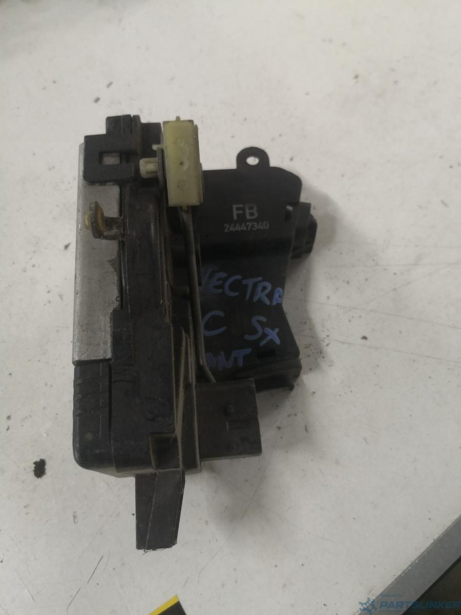 Broasca usa stanga fata OPEL VECTRA C (Z02) [ 2002 - 2009 ] OEM 24447340