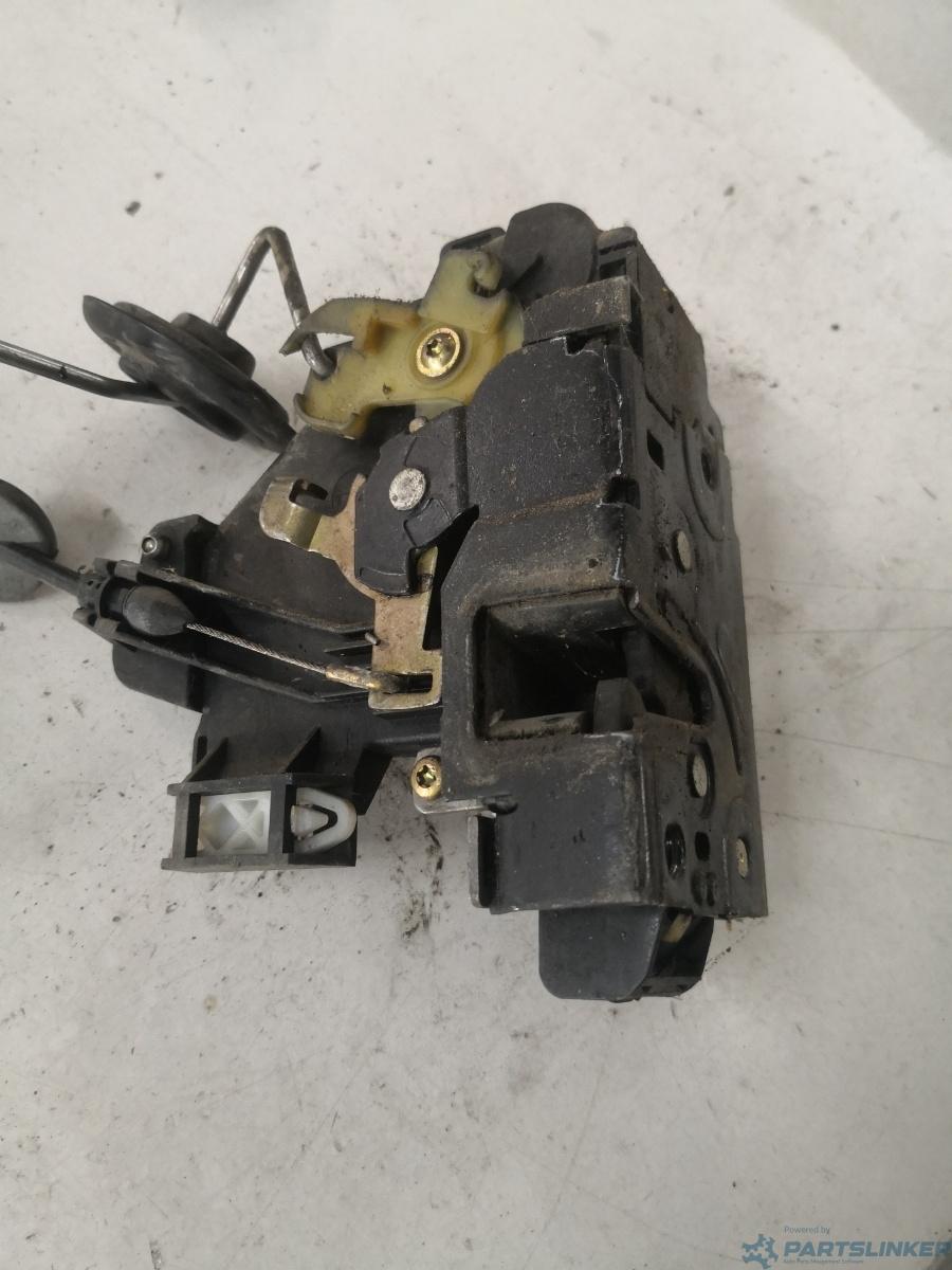 Broasca usa dreapta fata VOLKSWAGEN CADDY 2 (9K9B) [ 1995 - 2004 ] OEM 3b1837016