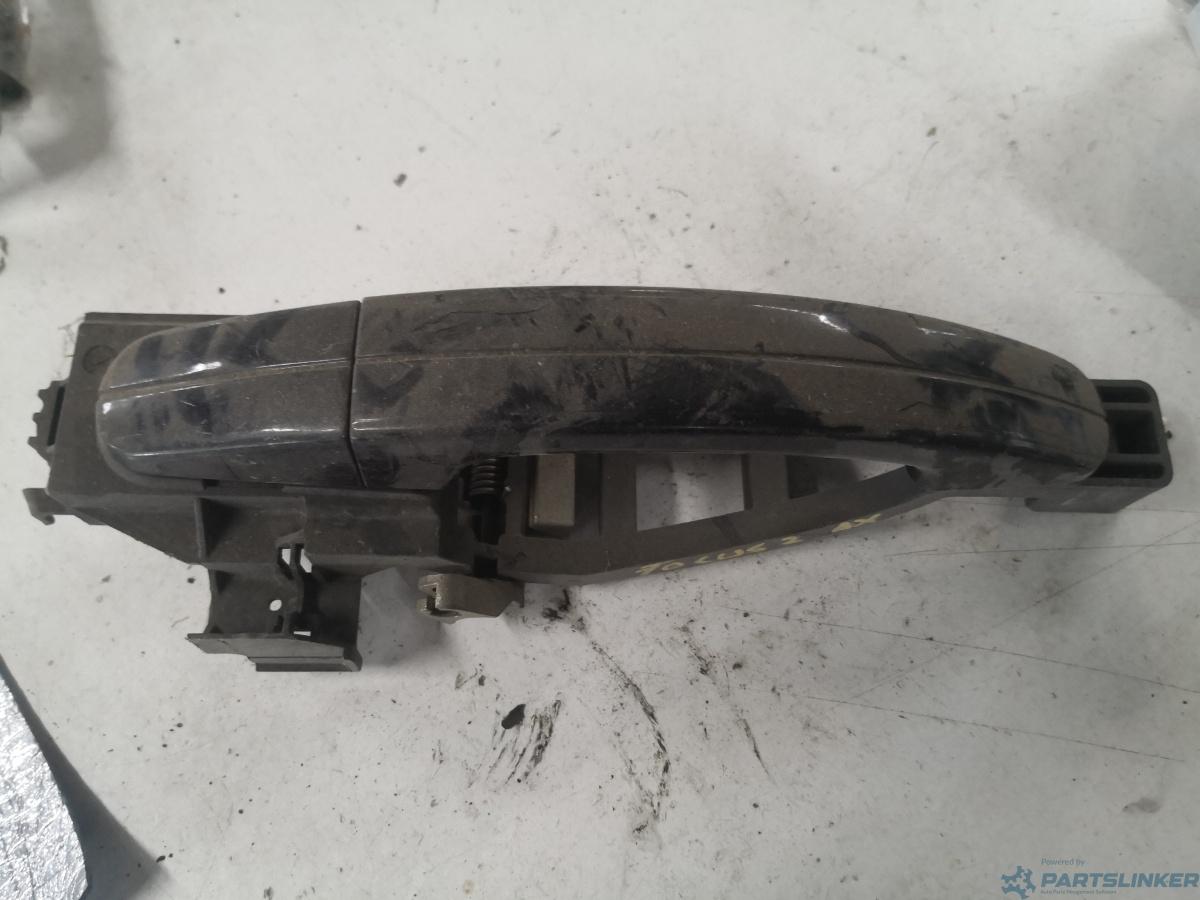 Maner usa dreapta fata FORD FOCUS II Estate (DA_, FFS, DS) [ 2004 - 2012 ] OEM B521f