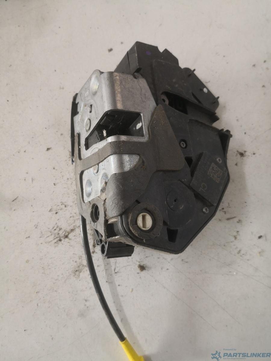 Broasca usa dreapta fata FORD FIESTA VI [ 2008 - > ] OEM 8a6aa26412ae – foto 2