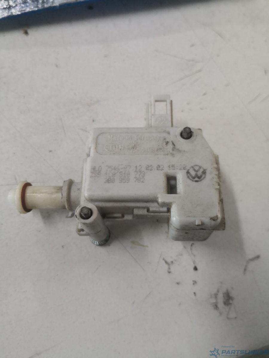 Motoras deschidere rezervor VOLKSWAGEN PHAETON (3D_) [ 2002 - 2016 ] OEM 1c0810774