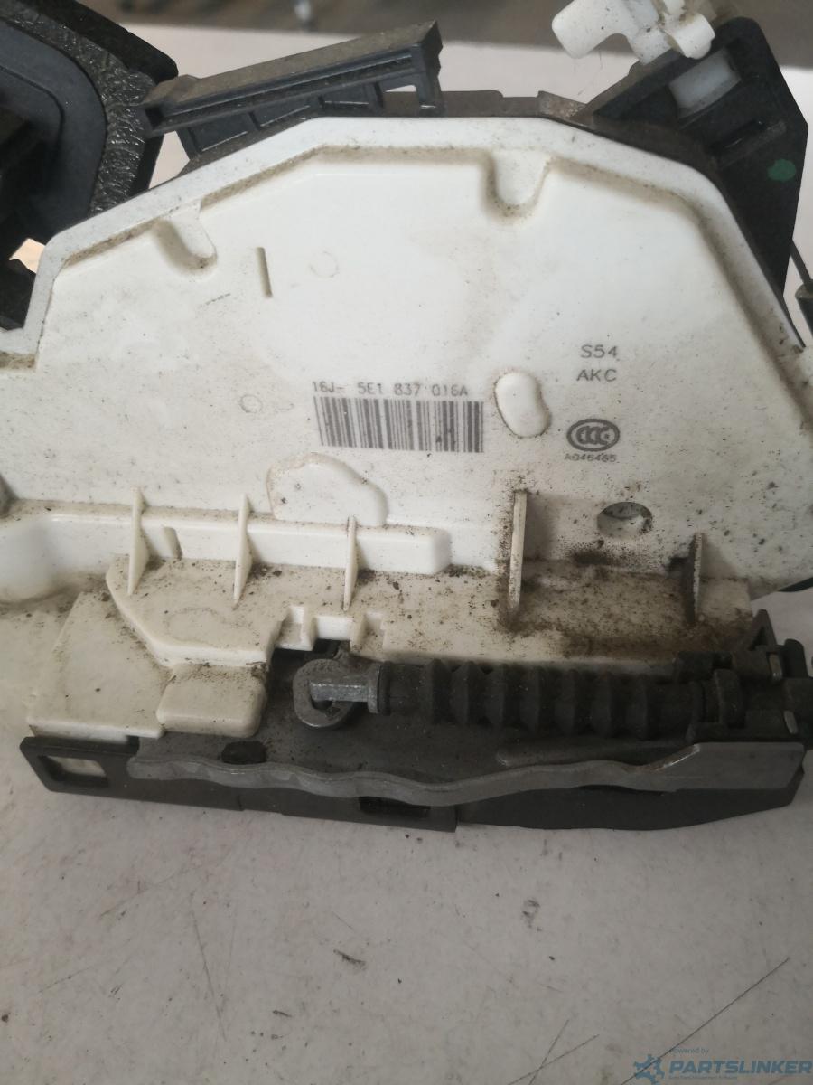 Broasca usa dreapta fata SKODA RAPID II (NH3) [ 2012 - > ] OEM 5e1837016a – foto 2