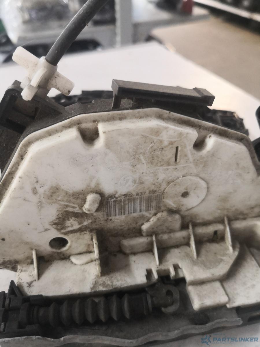 Broasca usa stanga fata SKODA SUPERB (3T4) [ 2008 - 2015 ] OEM 5n2837015c – foto 2