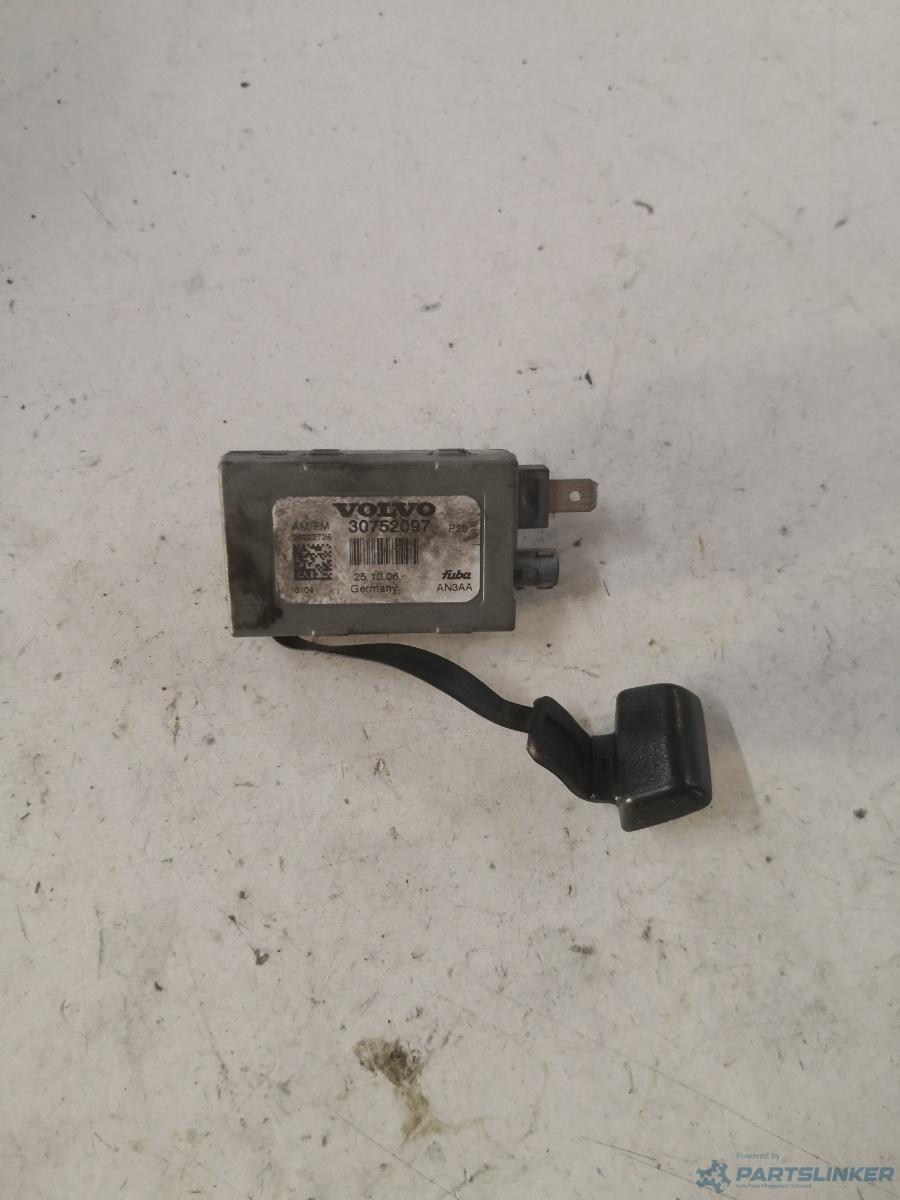 Amplificator antena VOLVO XC90 I (275) [ 2002 - 2015 ] OEM 30752097