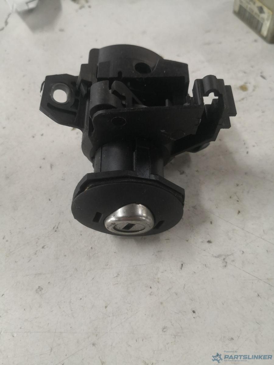 Butuc usa stanga fata BMW 3 V Coupe (E92) [ 2005 - 2013 ] OEM 51247167321