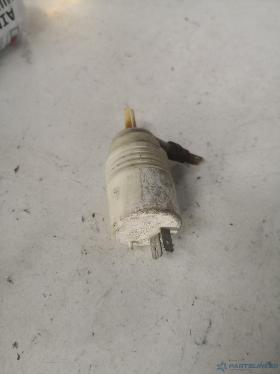 Pompita lichid parbriz BMW 3 (E30) [ 1982 - 1992 ] OEM 171955651