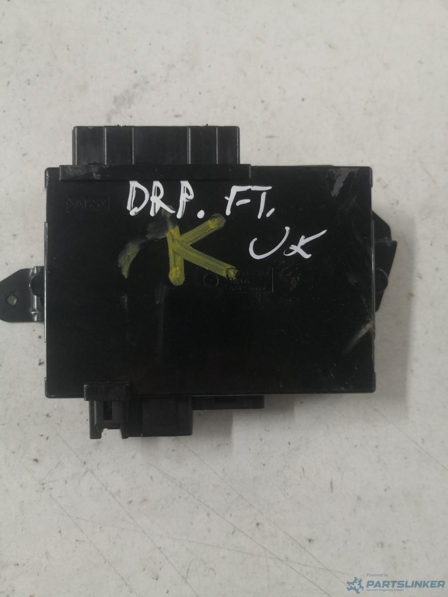 Modul control incalzire scaun VOLVO XC90 I (275) [ 2002 - 2015 ] OEM 30739636