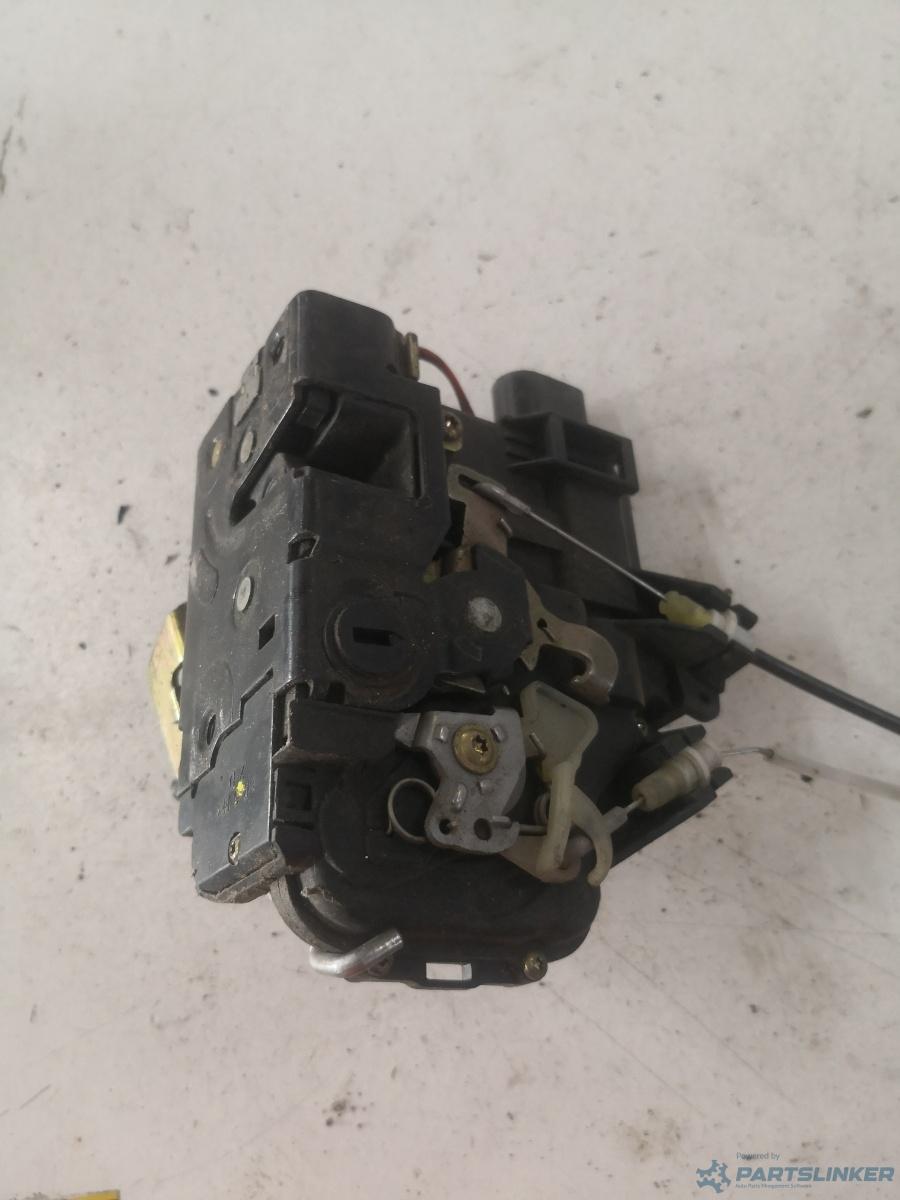 Broasca usa dreapta spate AUDI A6 II (4B2, 4B4, C5) [ 1997 - 2005 ] – foto 2