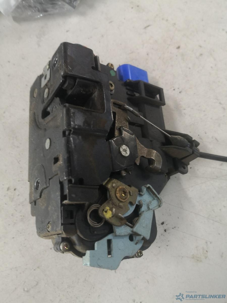Broasca usa dreapta fata VOLKSWAGEN CADDY (6K9, 9E7, 9E9) [ 2002 - 2009 ] OEM 3d1837016 – foto 2