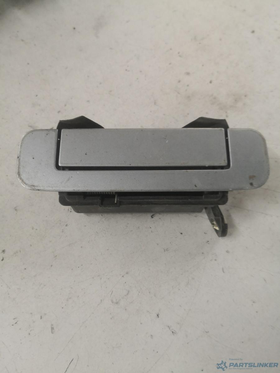 Maner usa dreapta fata AUDI A4 II (8E2, B6) [ 2000 - 2005 ] OEM 4a0839206