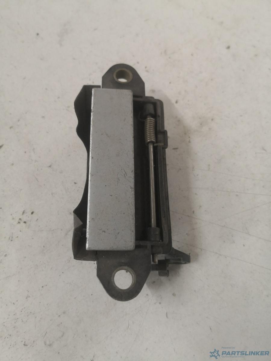 Maner usa stanga spate AUDI A4 Saloon (8D2, B5) [ 1994 - 2001 ] OEM 4a0839205