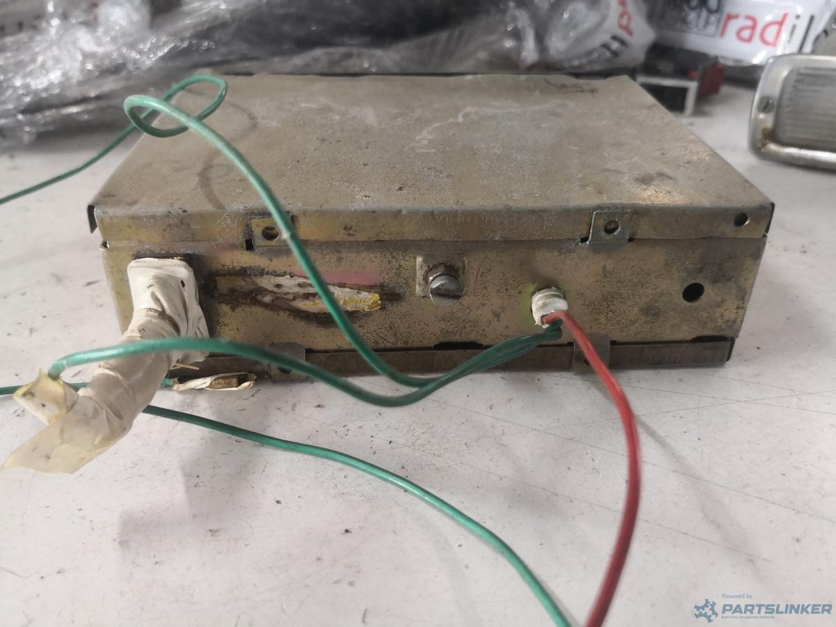 Radio casetofon DACIA 1300 [ 1972 - 1983 ] – foto 2