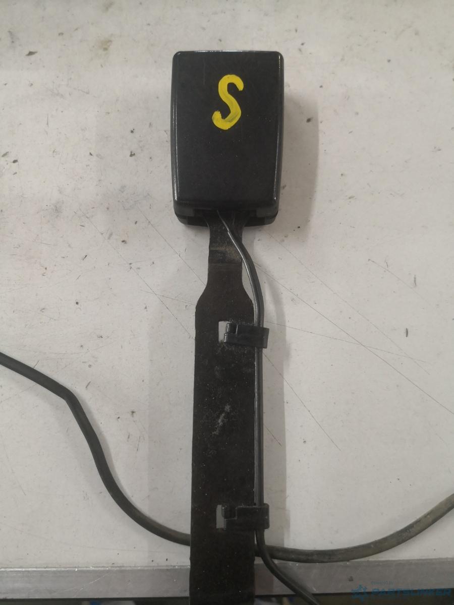 Pretensionare  stanga fata SKODA ROOMSTER (5J) [ 2006 - 2015 ]