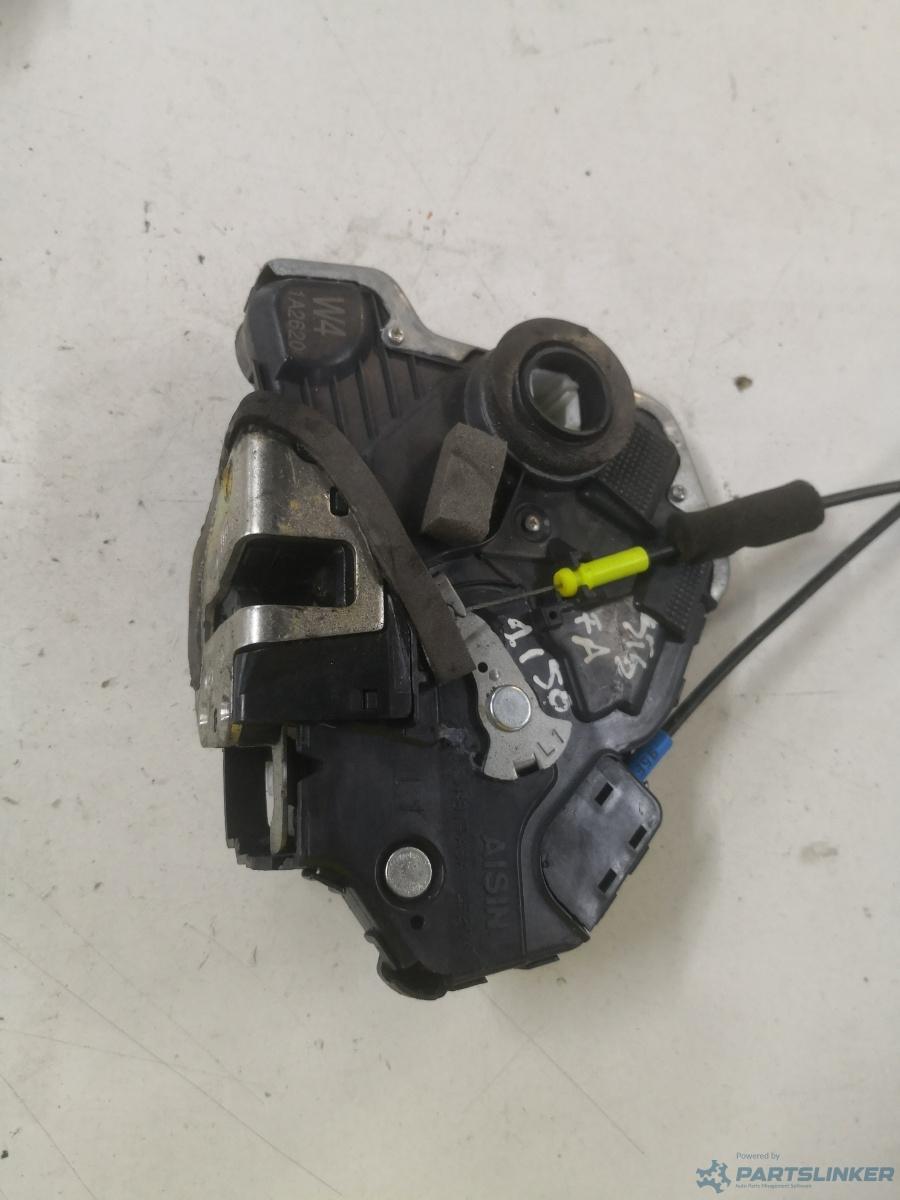 Broasca usa stanga fata TOYOTA LAND CRUISER 150 ANGLIA (TRJ15_, KDJ15_, GRJ15_, GDJ15_) [ 2009  OEM W41a2620