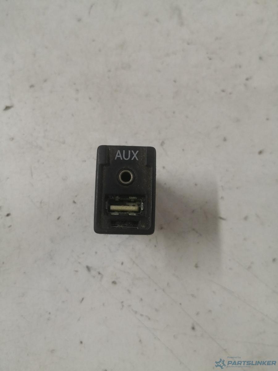 Mufa usb TOYOTA LAND CRUISER 150 (TRJ15_, KDJ15_, GRJ15_, GDJ15_) [ 2009  OEM 8619060040