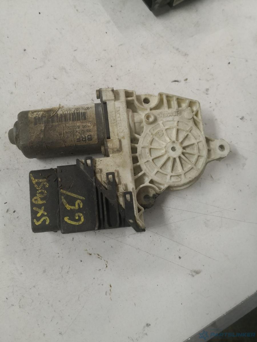 Motoras macara geam stanga spate VOLKSWAGEN GOLF V (1K1) [ 2003 - 2009 ] OEM 993424100