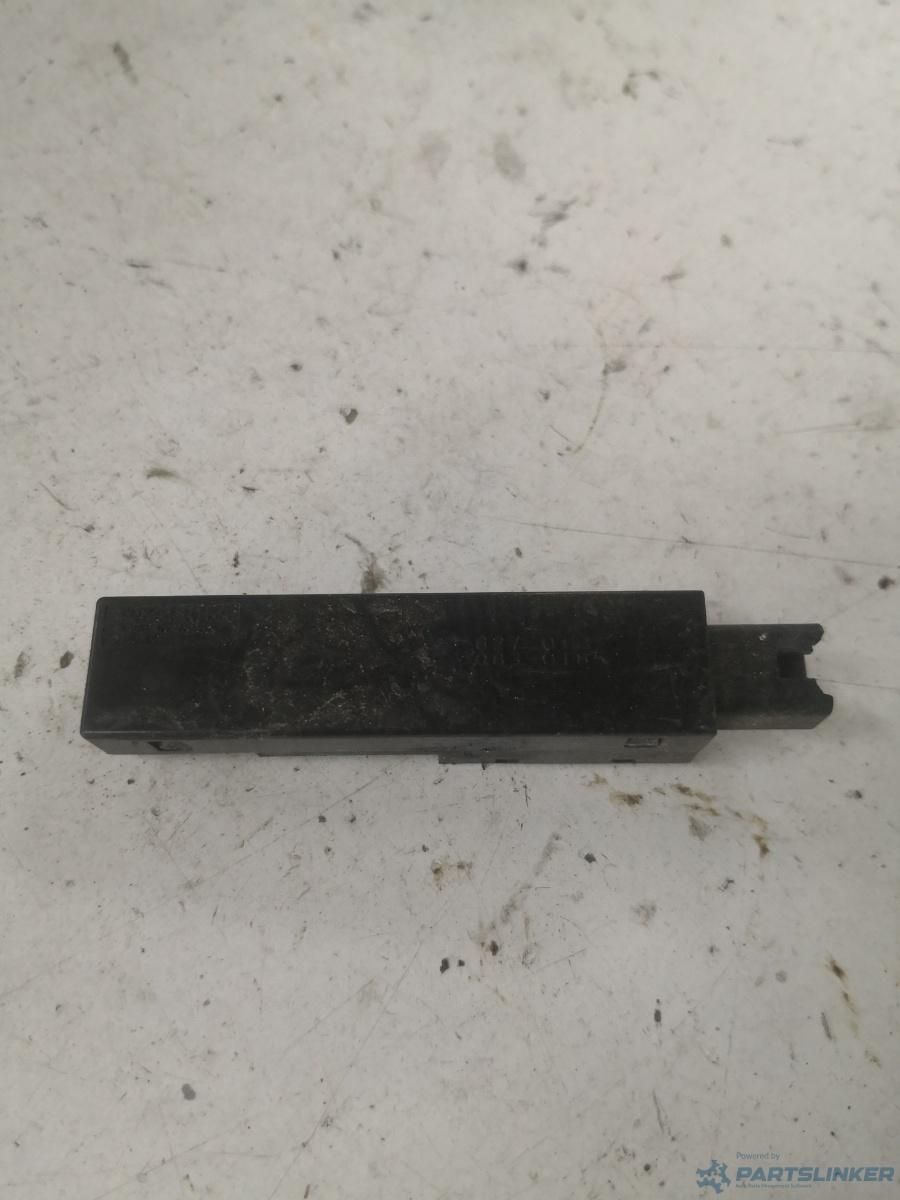 Amplificator antena TOYOTA RAV 4 III (_A3_) [ 2005 - 2013 ] OEM 6270q830185