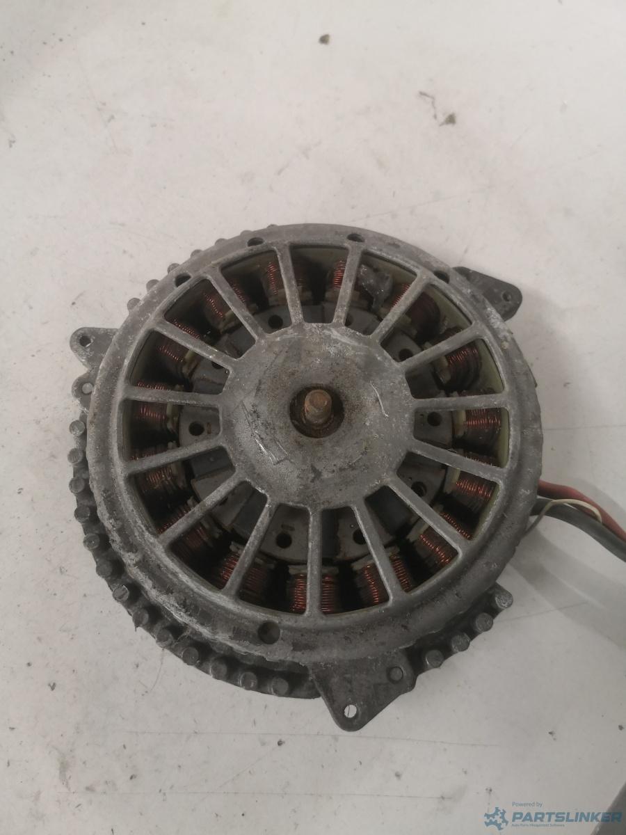 Motoras ventilatoare BMW X5 III (F15, F85) [ 2012 - 2018 ] OEM 0460810270 – foto 2
