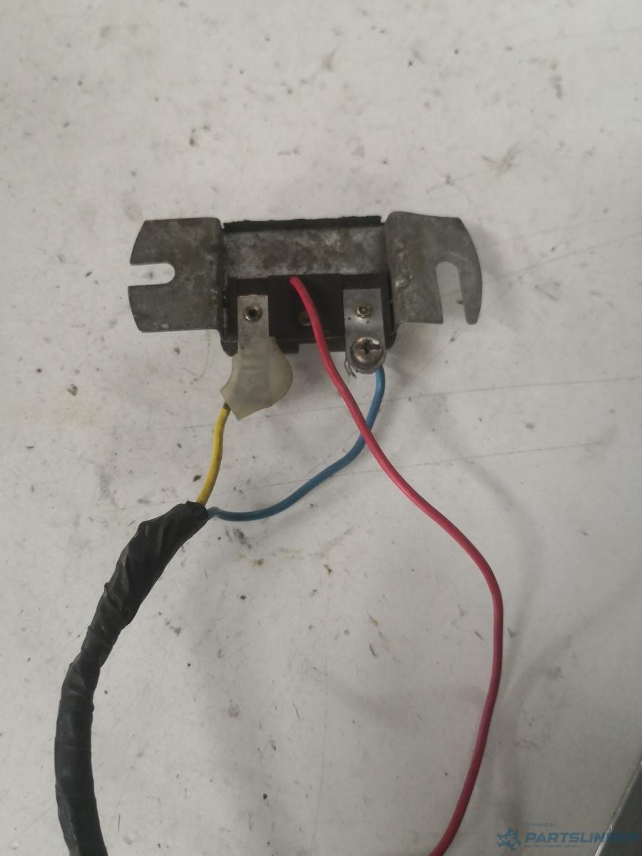 Releu regulator tensiune DACIA 1310 Saloon (U, X) [ 1983 - 2004 ] – foto 2