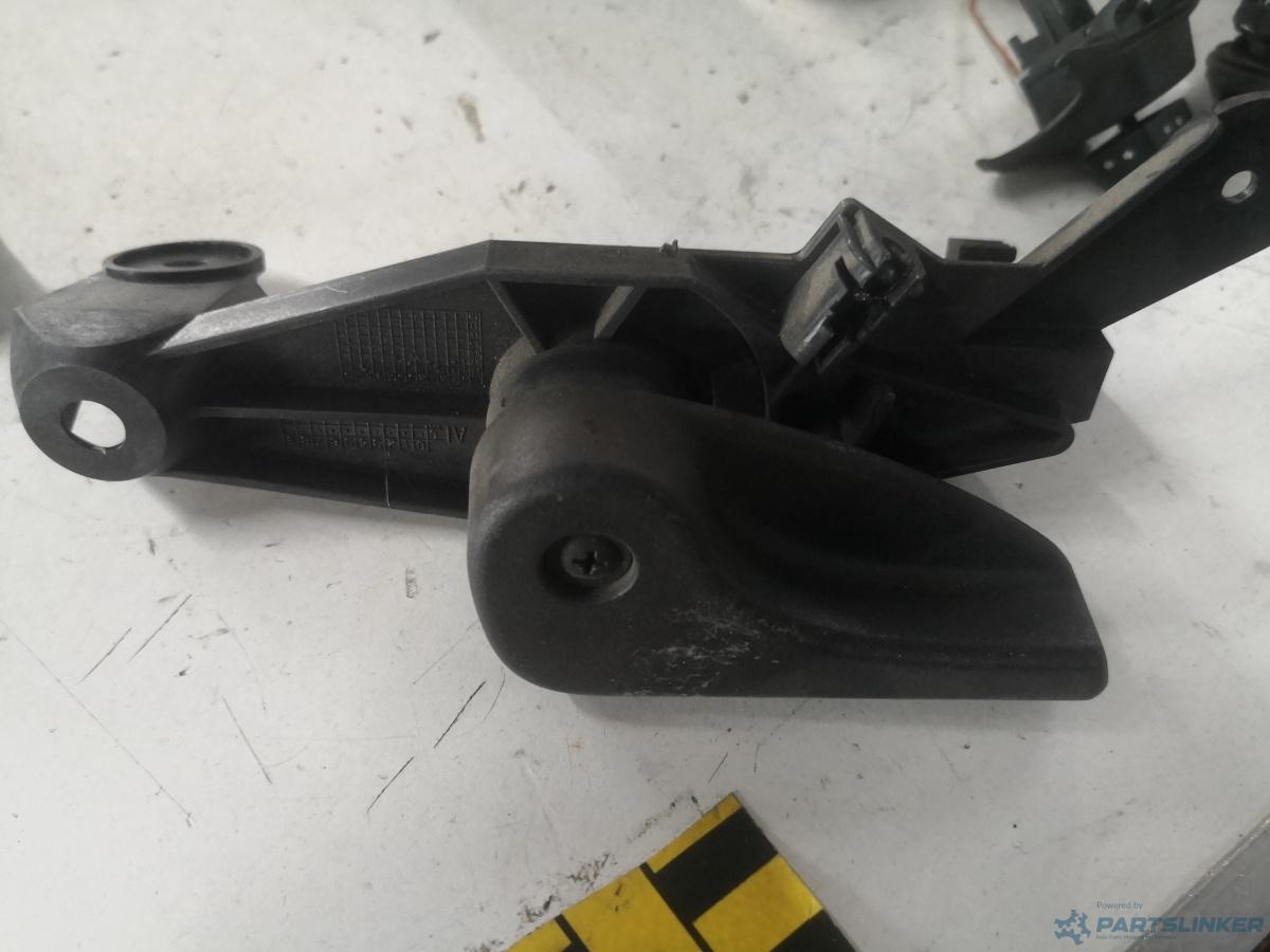 Maner deschidere capota BMW X5 II (E70) [ 2006 - 2013 ] OEM 71485211