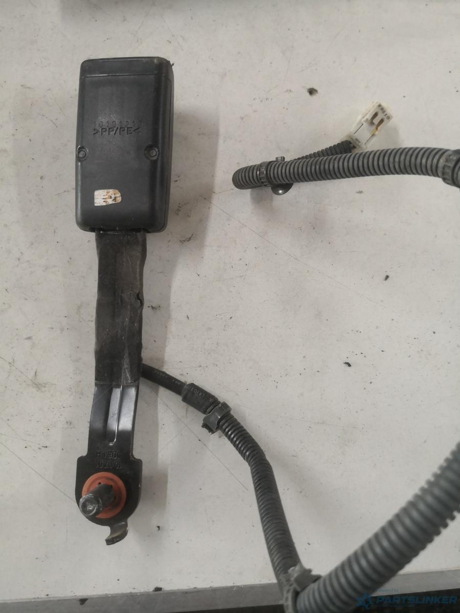Pretensionare  stanga fata HYUNDAI i30 (FD) [ 2007 - 2012 ] OEM 10101213